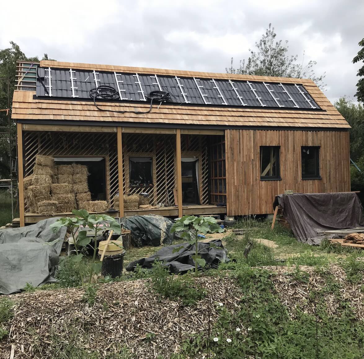 Le hameau léger du Placis